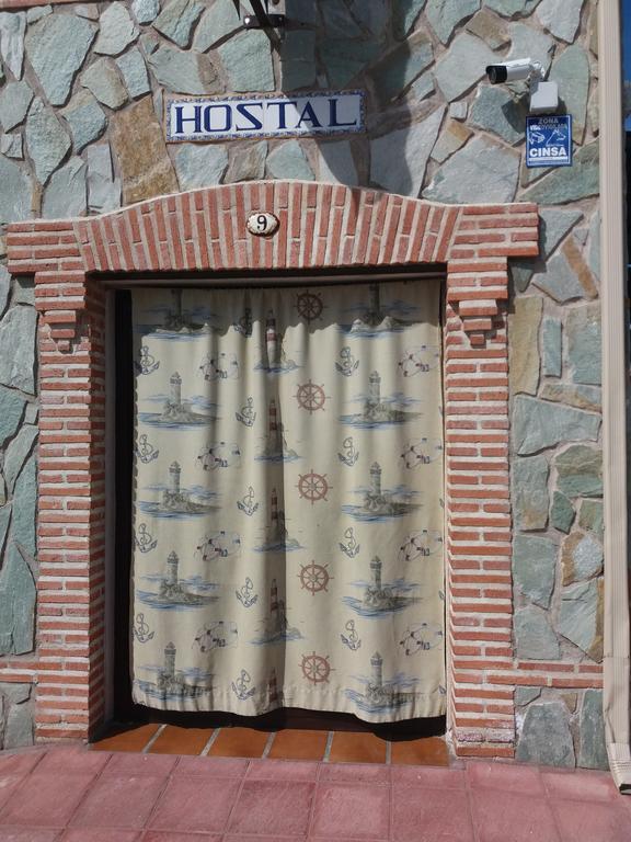 Отель Hostal La Aldaba Монтеарагон Экстерьер фото