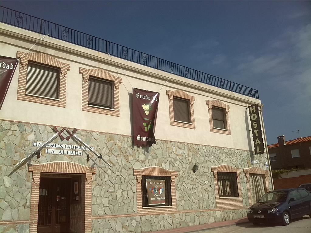 Отель Hostal La Aldaba Монтеарагон Экстерьер фото